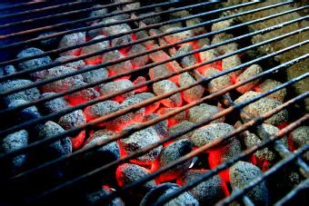 9 Easy Grill Cleaning Tips to Keep Mealtime Fresh | LoveToKnow