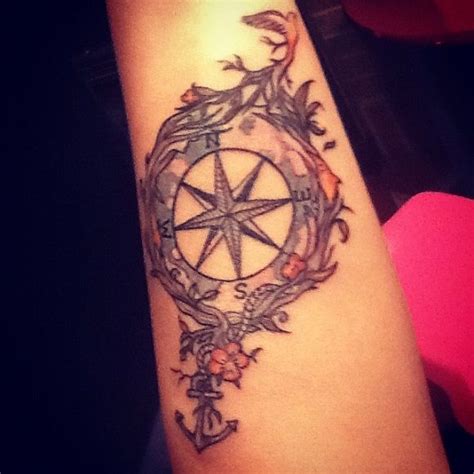 44 best Girly Compass Tattoos images on Pinterest | Compass, Feminine compass tattoo and ...