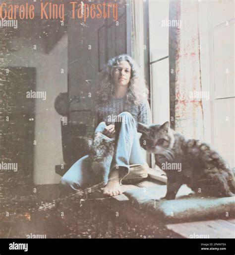 Carol king tapestry album hi-res stock photography and images - Alamy