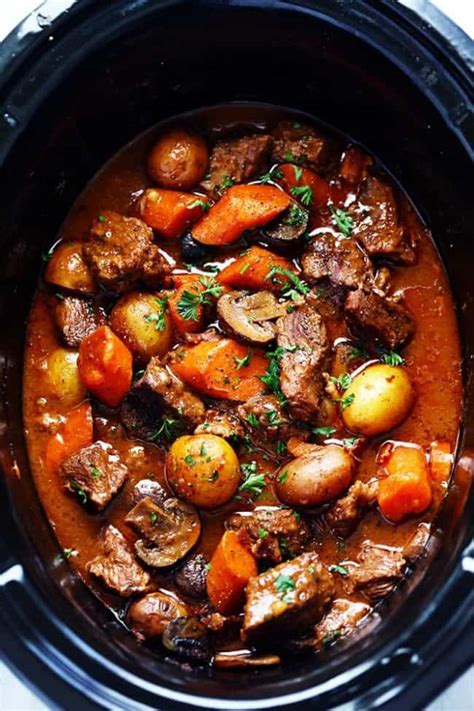 Slow Cooker Beef Bourguignon | The Recipe Critic