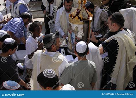 Bar Mitzvah at the Western Wall Editorial Stock Image - Image of young ...