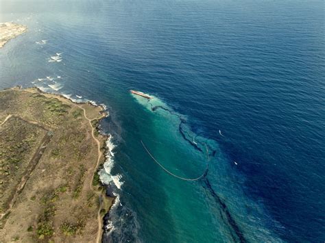 Oil Spill off the Coast of Trinidad and Tobago Drifts Into Caribbean ...