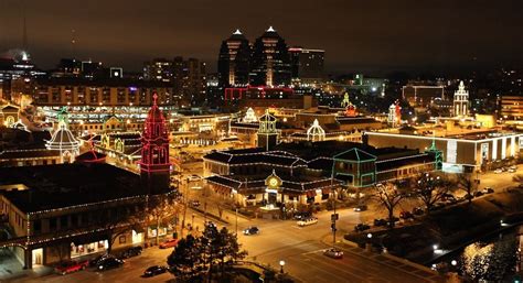 Must-Have Christmas Gifts that Celebrate Kansas City