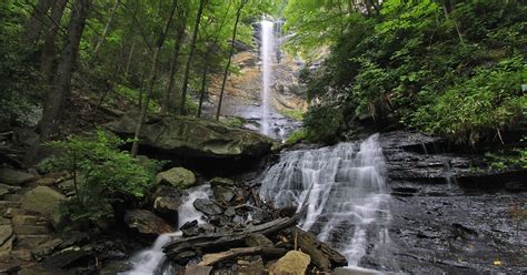 Hike to Rainbow Falls and Pretty Place, South Carolina