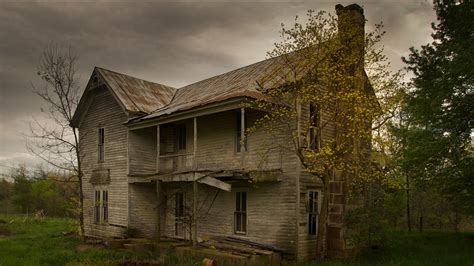 Photographer captures 'Hauntingly Beautiful' abandoned homes - ABC11 Raleigh-Durham