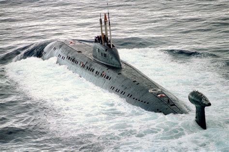 File:Victor III class submarine.jpg - Wikipedia