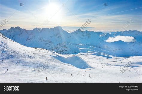 Les Deux Alpes Ski Image & Photo (Free Trial) | Bigstock