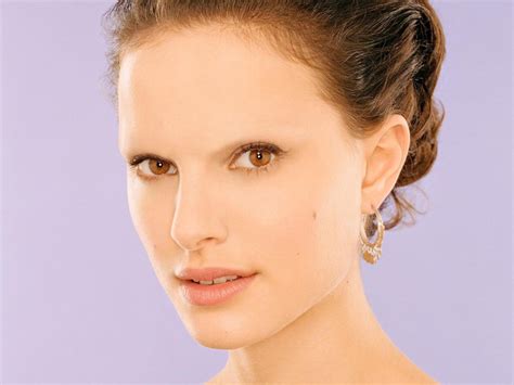 Stars Without Eyebrows, Natalie Portman, per request