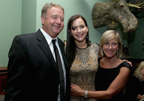 Jennifer with her parents - Jennifer Lawrence Photo (32117777) - Fanpop