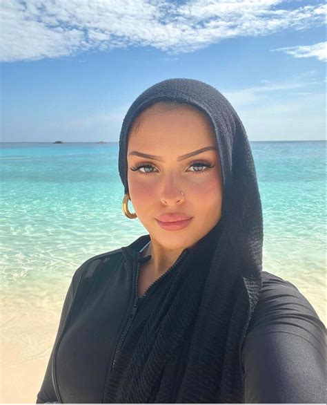 Hijab Outfit Summer, Hijabi Aesthetic, Aesthetic Makeup, Muslim Swimwear, Hijab Fashion, Fashion ...