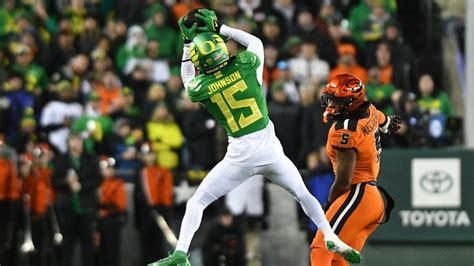 Oregon wide receiver Tez Johnson returning for 2024 season