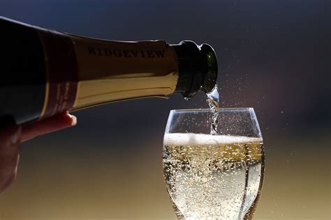 British Airline Bans Early Morning Alcohol - Newsweek