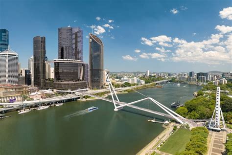 Brisbane's newest pedestrian bridge complete | ArchitectureAu