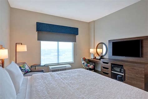 HAMPTON INN & SUITES NASHVILLE DOWNTOWN CAPITOL VIEW - Updated 2023 ...