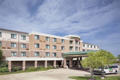 COURTYARD BY MARRIOTT® COLUMBIA MISSOURI - Columbia MO 3301 Lemone Industrial 65201