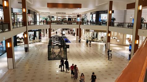 Free Images : miami, shopping mall, building, retail, lobby, outlet store, mixed use ...