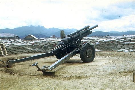 105mm Howitzer Photograph by Charles Robinson - Pixels