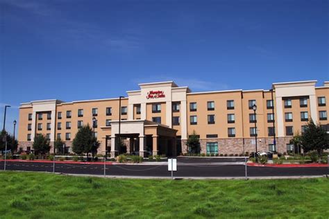 Hampton Hotels in Manteca, CA - Find Hotels - Hilton