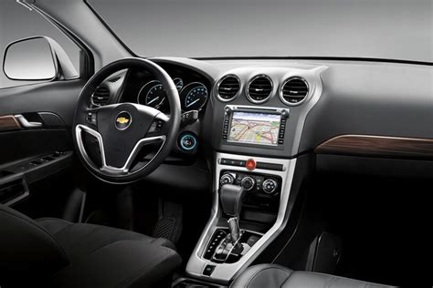 2014 Chevrolet Captiva Sport Pictures - 5 Photos | Edmunds