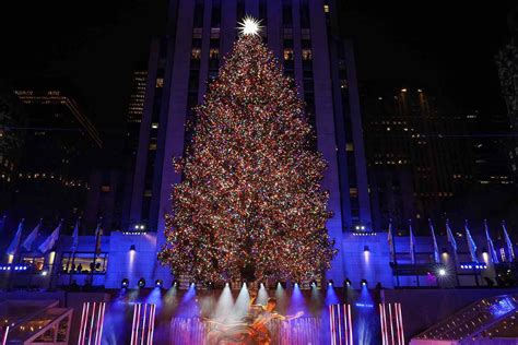 How to See the Rockefeller Center Christmas Tree Lighting 2024