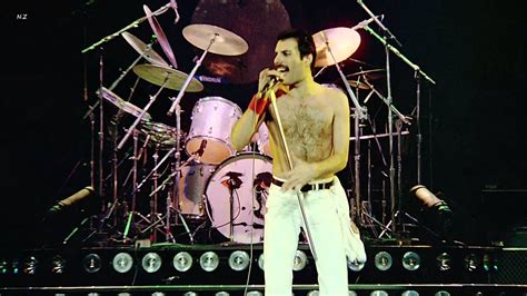 Queen - Under Pressure 1981 Live Video Full HD Chords - Chordify