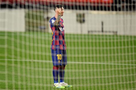 Lionel Messi scores 700th career goal with Barcelona…