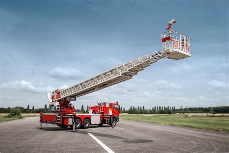 Aerial & turntable ladders | Fire service ladders - Rosenbauer