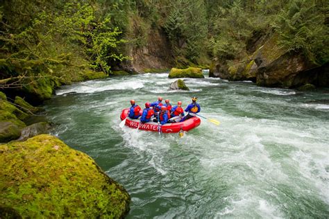 Staying in the Current: SPRING TIME RAFTING IN WASHINGTON