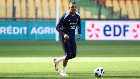 Where to buy Real Madrid Kylian Mbappé jersey