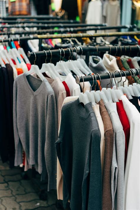 750+ Clothing Store Pictures | Download Free Images on Unsplash