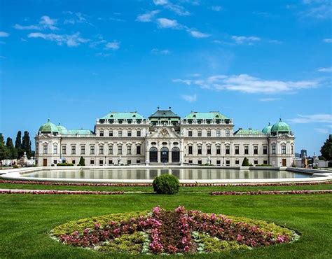 Hofburg Imperial Palace | Vienna Attractions | Big Bus Tours