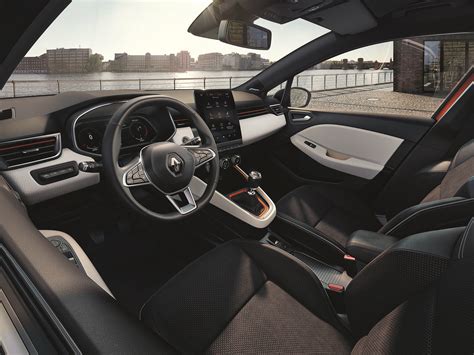 El nuevo Renault Clio se adelanta mostrando su interior