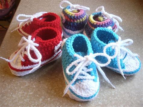 40+ Adorable and FREE Crochet Baby Booties Patterns | iCreativeIdeas.com