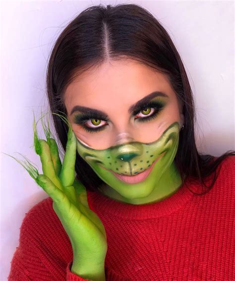 Grinch makeup | Christmas makeup, Xmas makeup, Christmas makeup look