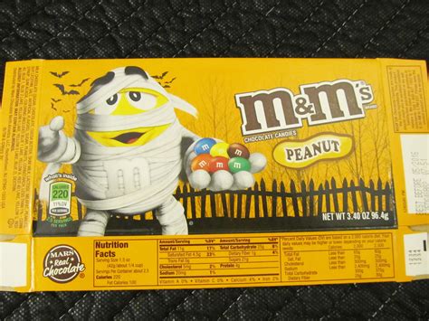 Box of Halloween Peanut M&Ms. (2016) | Peanut candy, Peanuts halloween, Peanut m&ms