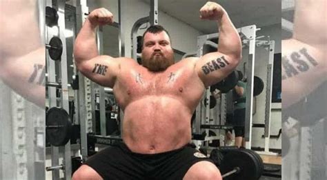 British man Eddie Hall cried after being crowned the world's strongest man - World News