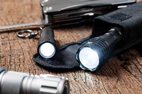 Best EDC Flashlight in 2022 Complete Reviews with Comparisons - Gents Trend