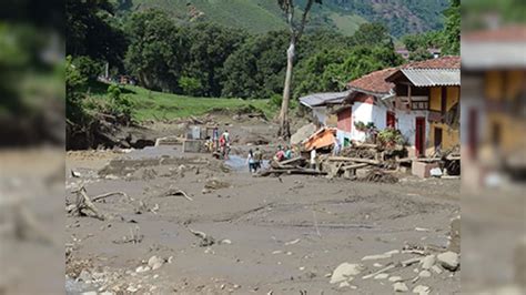 Devastating Colombian landslide leaves 61 dead, over 500 homeless ...