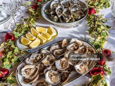 France Oysters On A Christmas Table High-Res Stock Photo - Getty Images