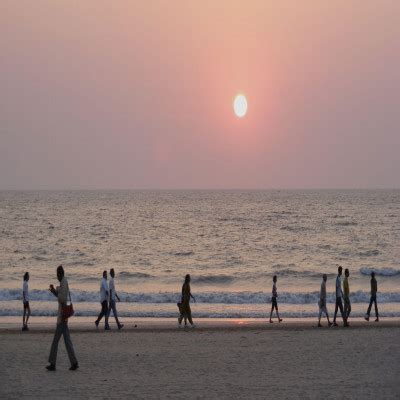 Juhu Beach - History, Location, Things To Do, Information | Adotrip