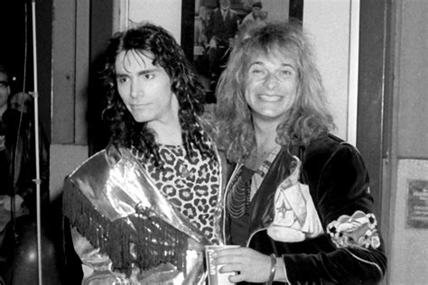 Flashback: David Lee Roth Performs ‘Jump’ With Steve Vai in 1986 – Rolling Stone