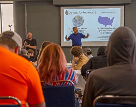 Alton High Students Visit L&C for Technical Training | RiverBender.com