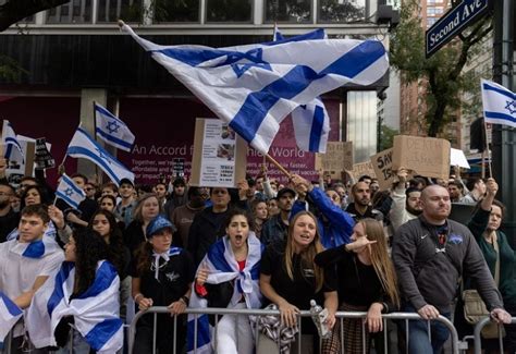 Israeli and Palestinian supporters hold competing rallies across US ...