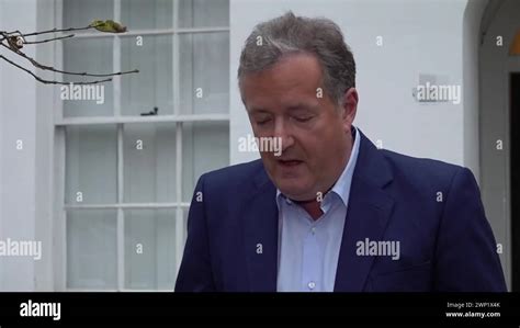 Piers morgan newspaper editor Stock Videos & Footage - HD and 4K Video Clips - Alamy