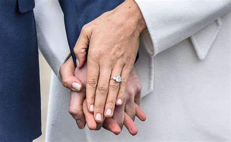 The Duchess Meghan Markle Engagement Ring Replica Is on Sale at Jewlr