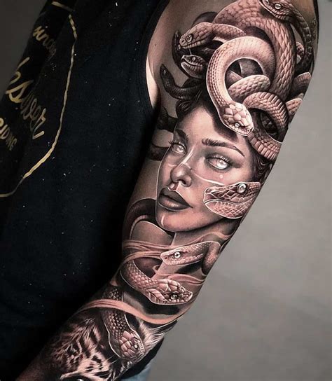 Simple medusa tattoo - opsnipod