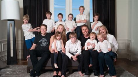 Elon-Musk:-12-Children,-Twins,-And-4-Divorces-In-Depth