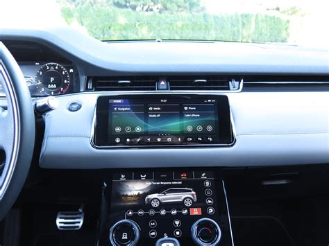 2023 Land Rover Range Rover Evoque: 46 Interior Photos | U.S. News