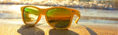 Sunscreen for Our Eyes: Why We Need UV Protection Lenses | Essilor Pakistan