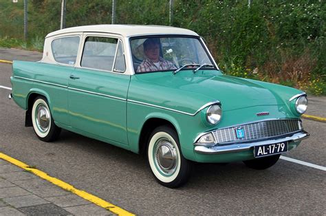 1960 Ford 105E Anglia | Ford anglia, Classic cars british, Ford classic cars